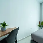 Apartamento Avenuecentral Familyboutique Msliving *