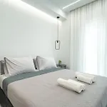 Avenuecentral Familyboutique Msliving Apartamento