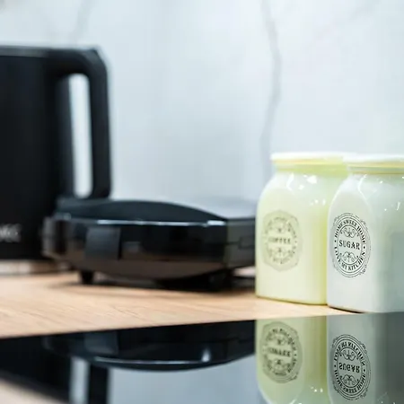 Lägenhet Avenuecentral Familyboutique Msliving *