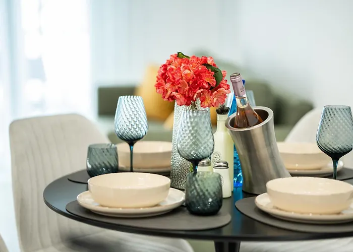 Avenuecentral Familyboutique Msliving 아파트