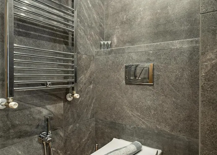 Avenuecentral Familyboutique Msliving Apartamento